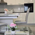 Nikol Apartmán Zadar