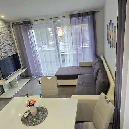 Apartment Nikol Zadar
